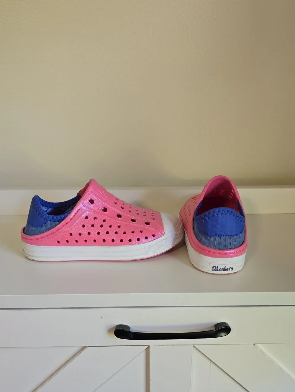 Skechers Kids Pink and Blue Slip-On Shoes EUC Size 10 Toddler